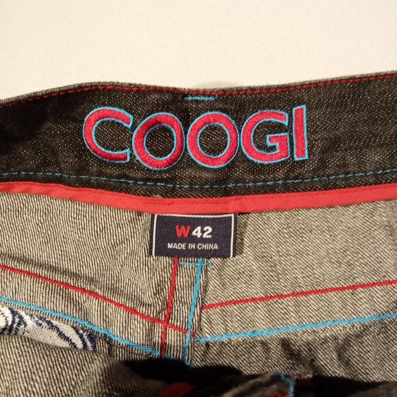 COOGI Shorts Men's 42  Monsters & Dragons  Embroidered  Y2K  Baggy  Hip Hop EXC - Picture 8 of 12